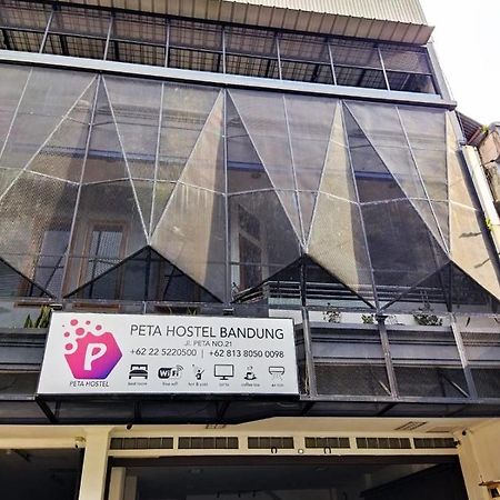 Peta Hostel Μπαντούνγκ Εξωτερικό φωτογραφία